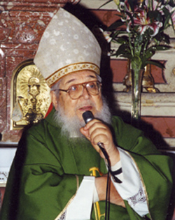 Mons. Livio Reginaldo Fischione
