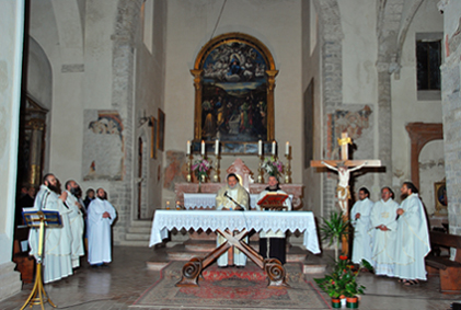 i postulanti 2009/2010 nel chiostro del convento